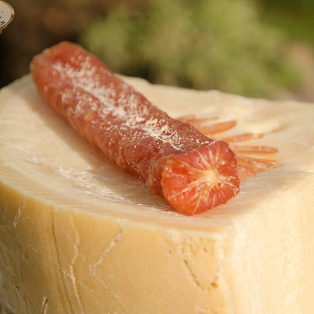 Ковбаса курина з сиром Grano Padano