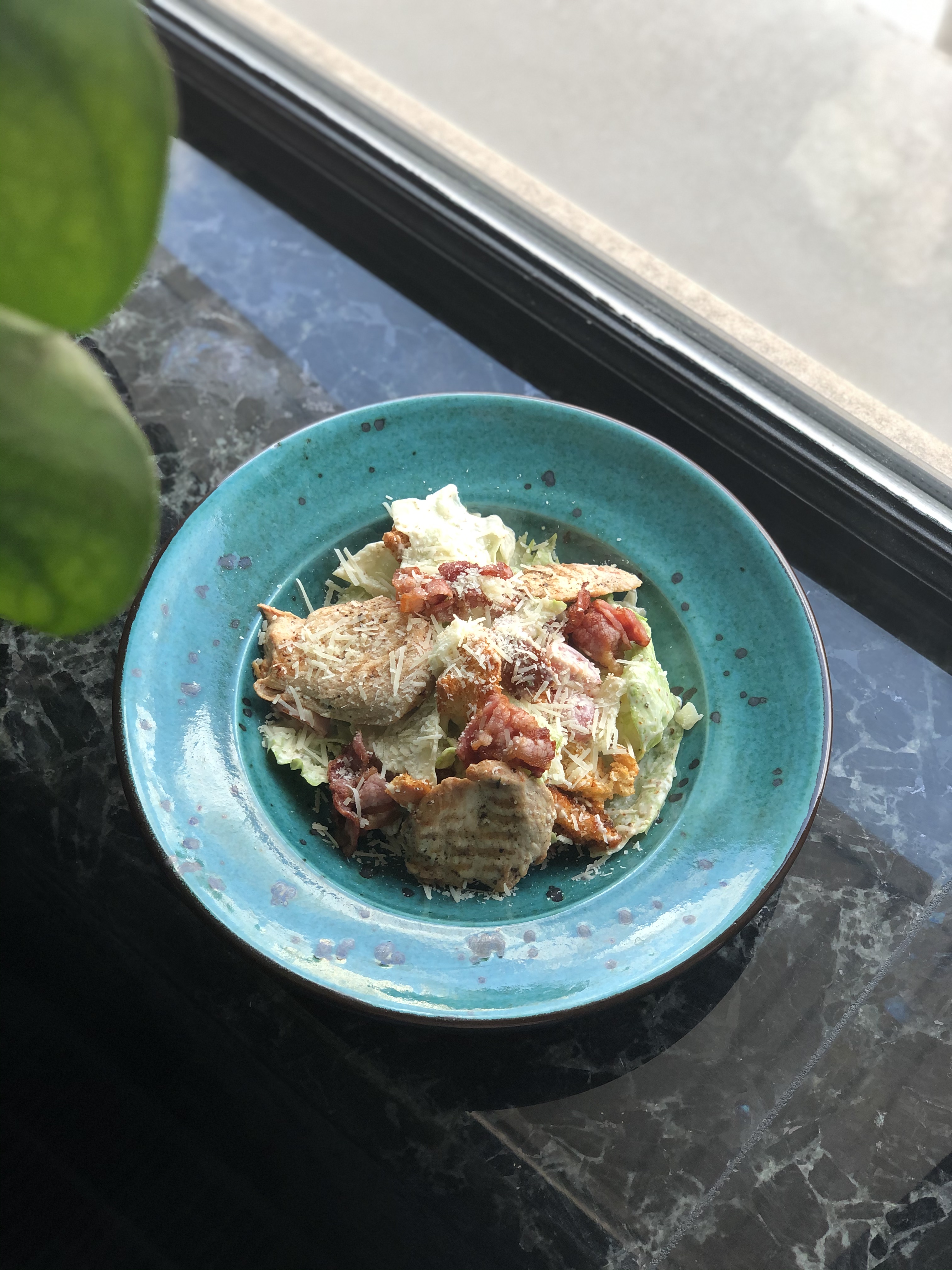 салат Цезар