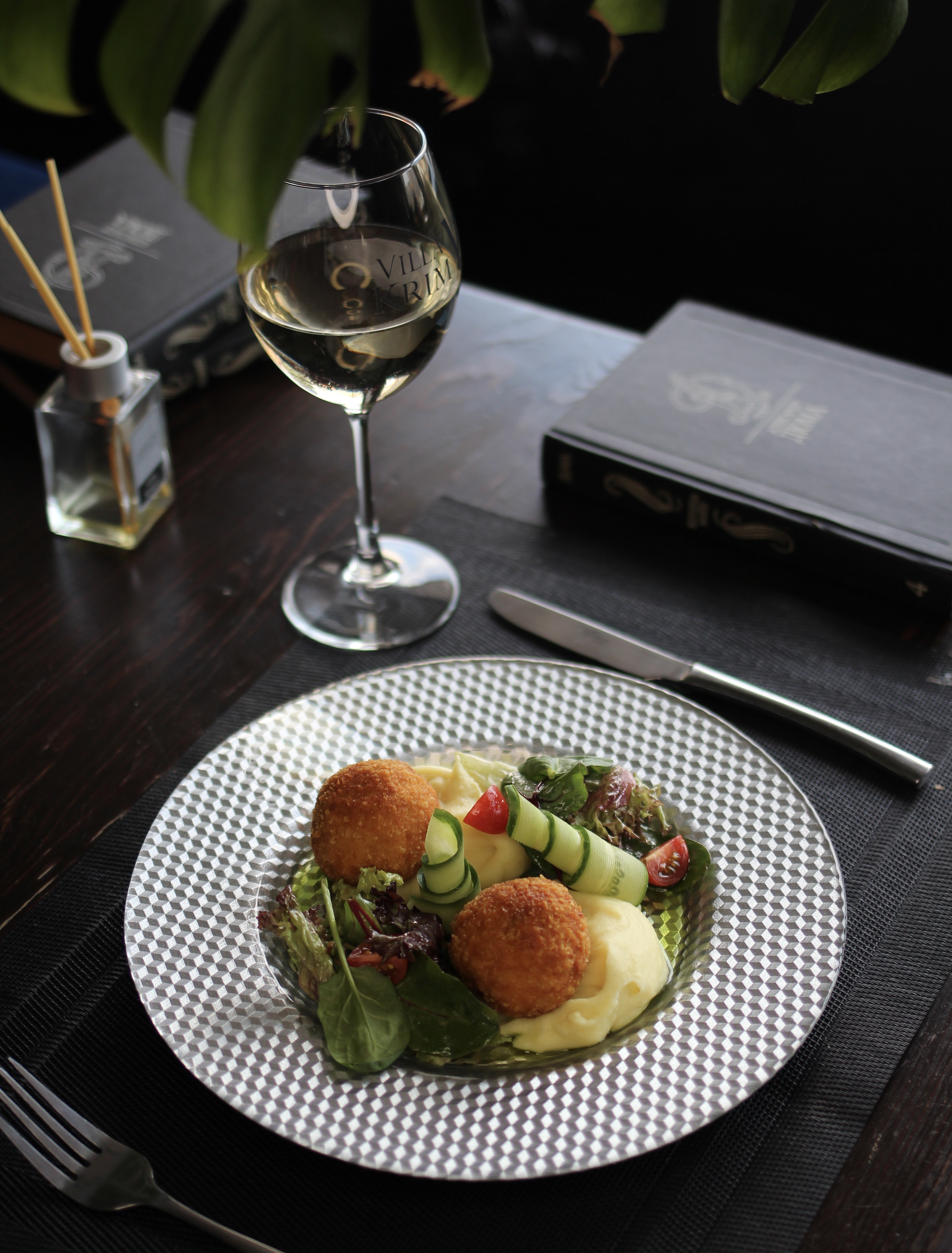 GLOVO Картофель пюре с котлетой по-киевски