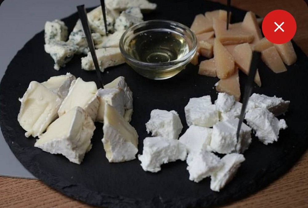 Асорті сирів