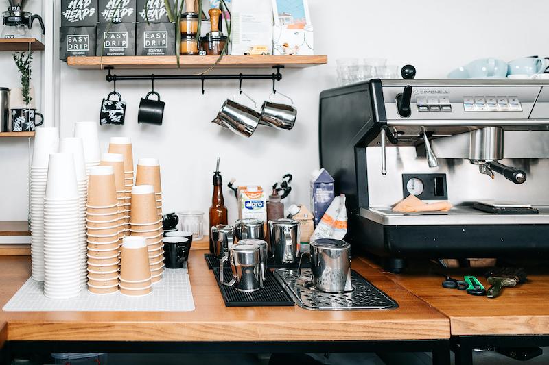 Smallware and coffee machine in a coffee shop