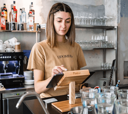 Готовий договір з офіціантом від експертів