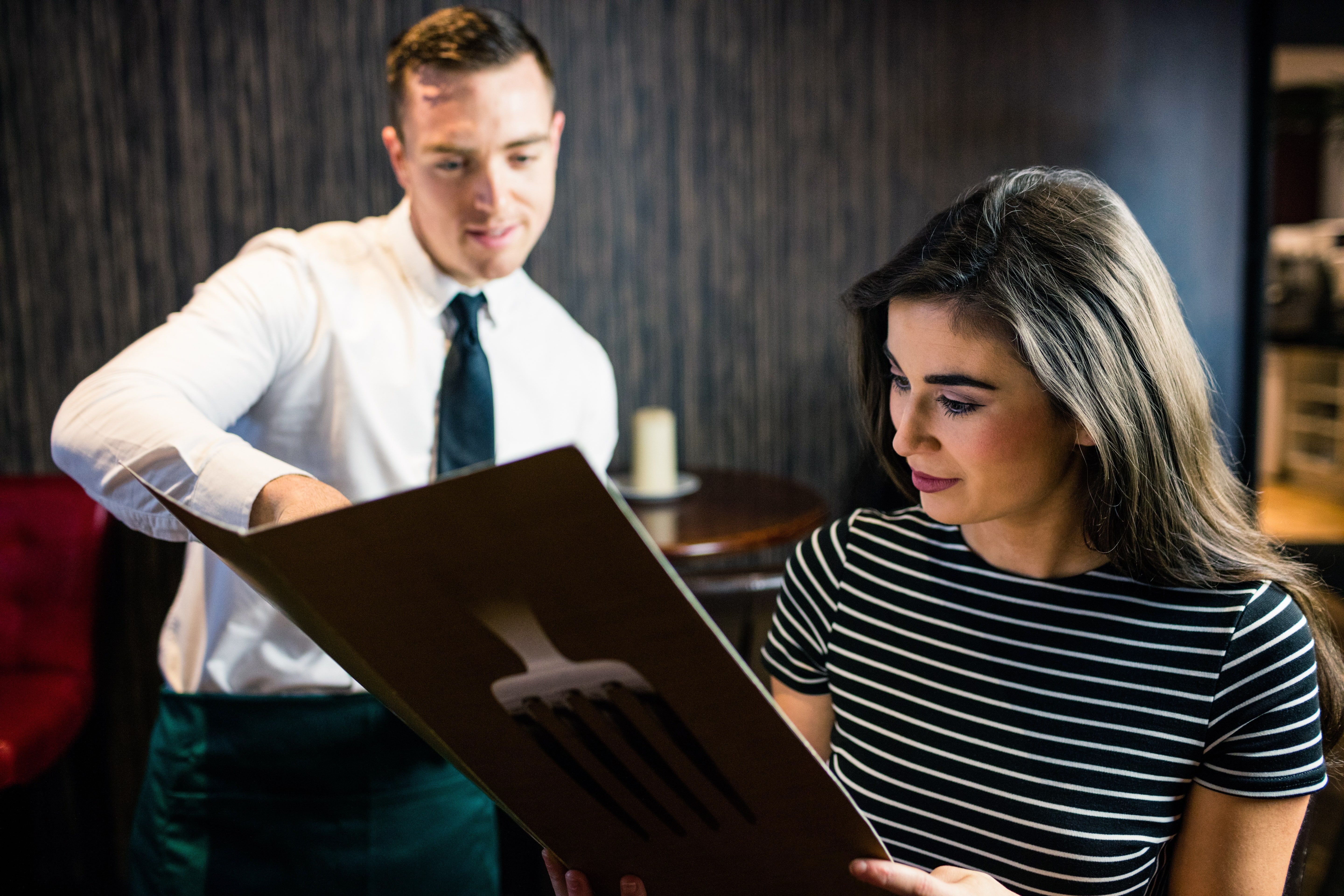 personal-de-servicio-en-restaurantes