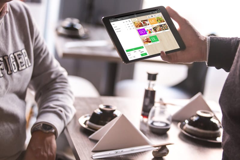 tech improves customer satisfaction in restaurants