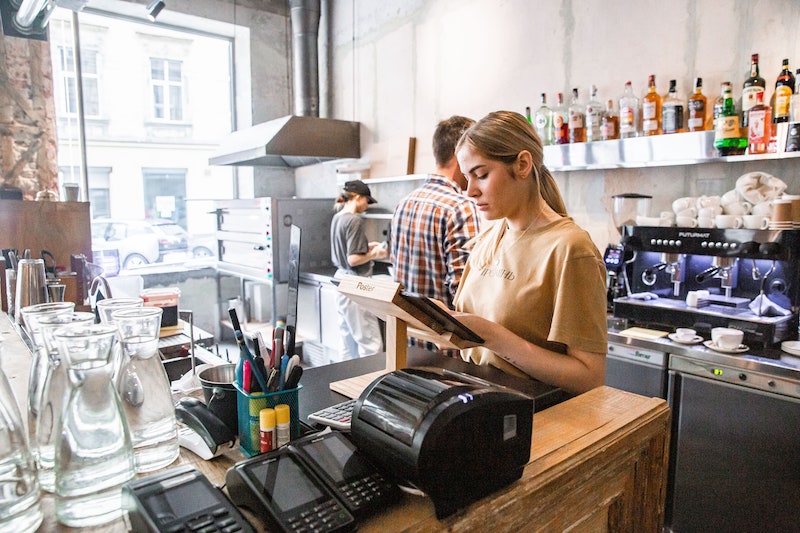 How To Start a Coffee Shop Bookstore - Coffee Shop Startups