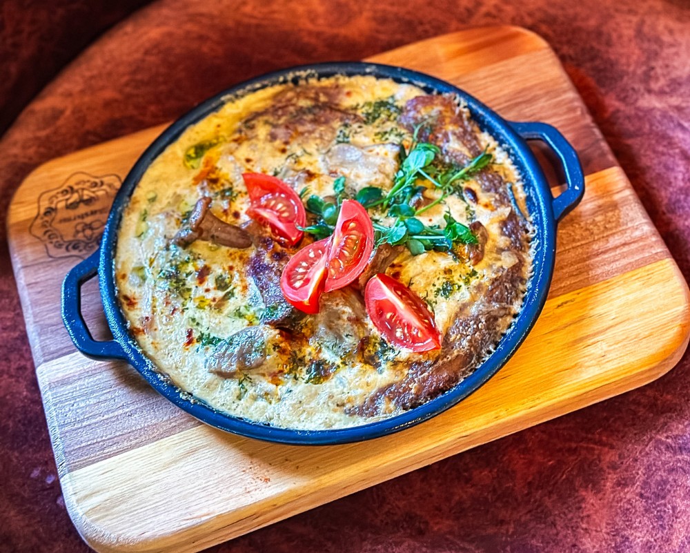 Хешбраун з грибним соусом