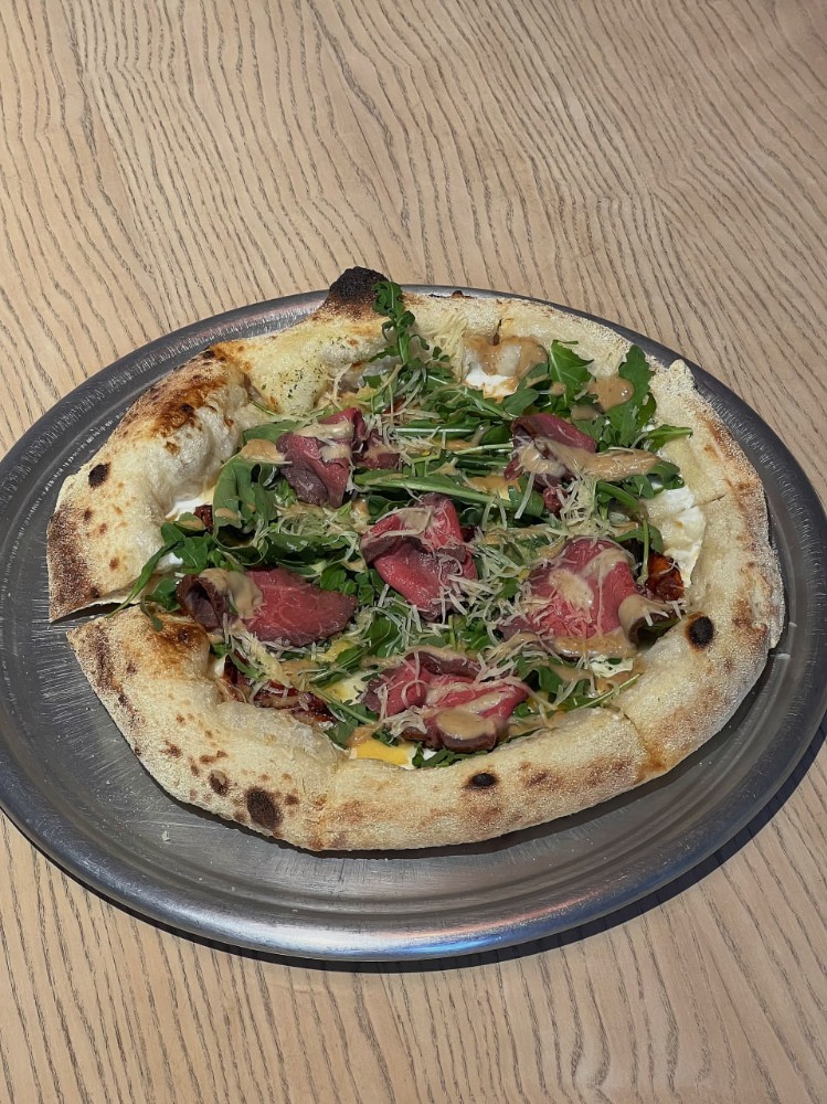 Піца з ростбіфом