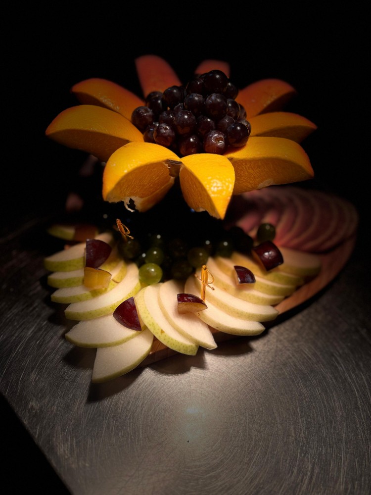Small fruit plate
