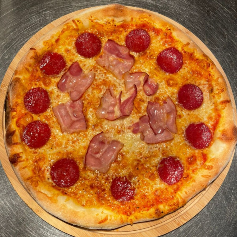Mixed pizza