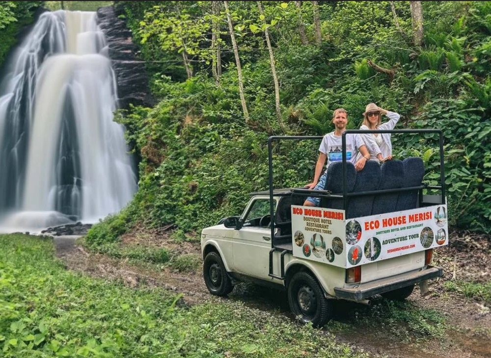 Jeep tour