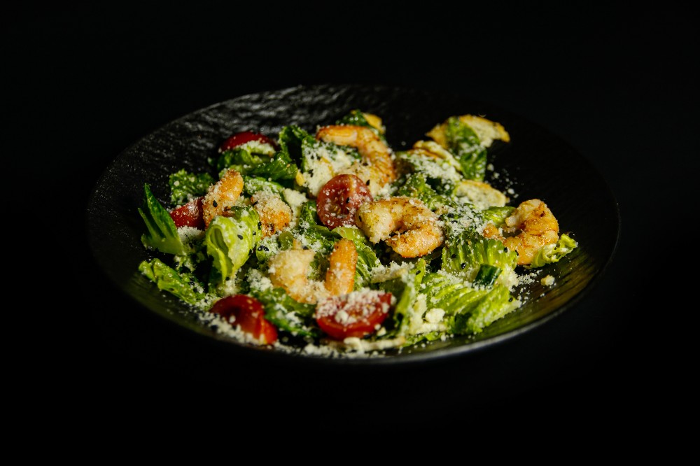 Салат цезар з креветками 230гр