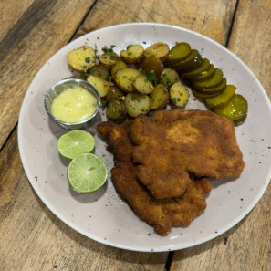 Chicken schnitzel with potato 