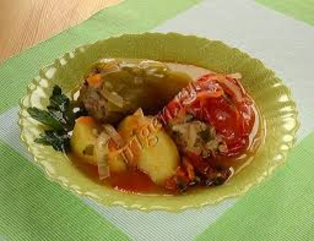 Фаршированный перец с овощами