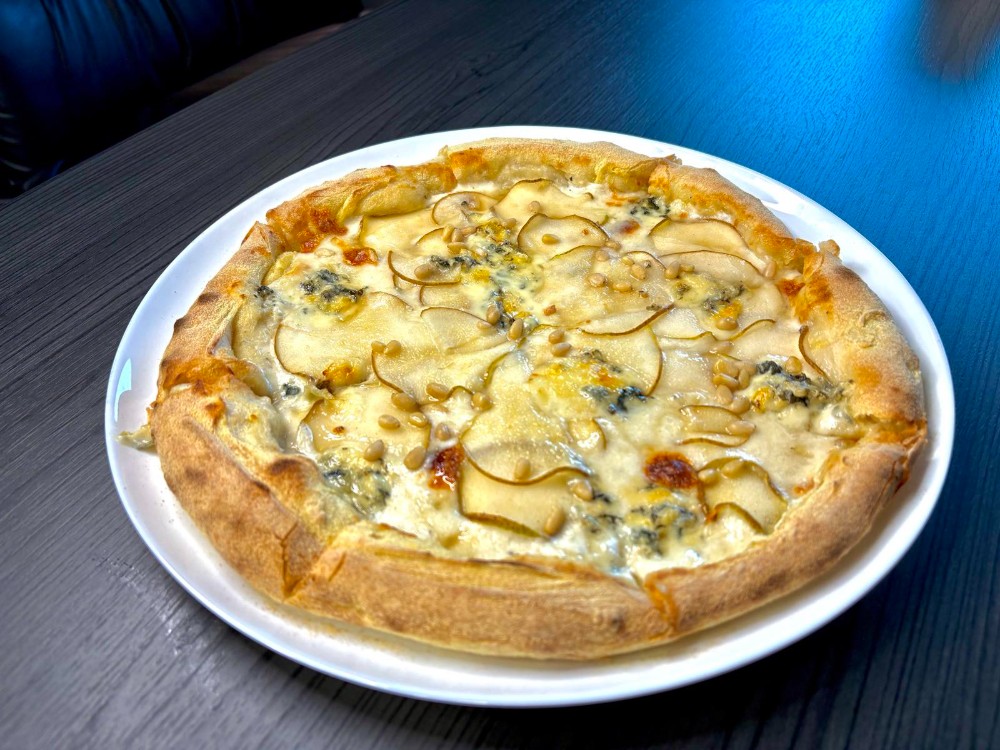 Піца з грушею та дор блю 30 см